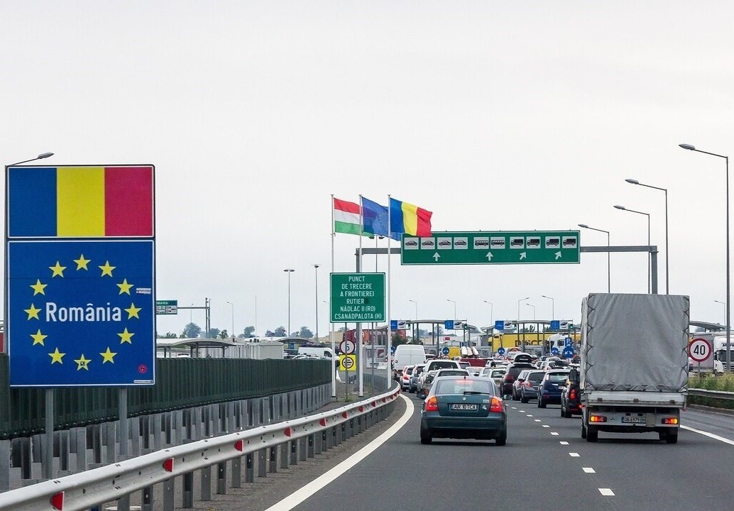Romania a intrat oficial in Spatiul Schengen aerian si maritim